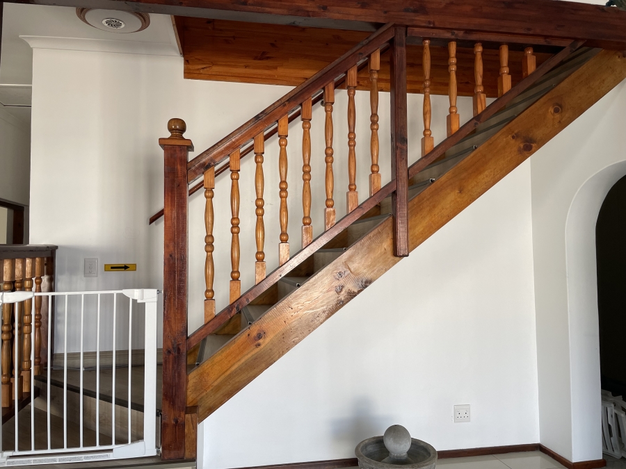 7 Bedroom Property for Sale in Wilderness Central Western Cape